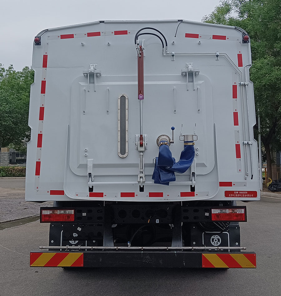 亞潔牌BQJ5180TXSCLBEV純電動(dòng)洗掃車公告圖片