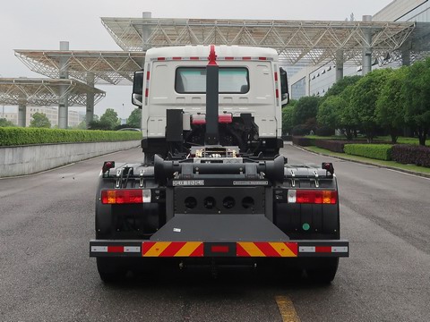 中联牌ZBH5251ZXXDNBEV纯电动车厢可卸式垃圾车公告图片