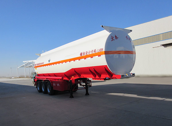 正康宏泰牌11米31.7吨3轴腐蚀性物品罐式运输半挂车(HHT9408GFW)