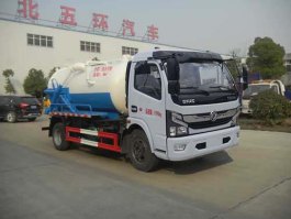 东风股份多利卡D7 HCQ5125GXWE6吸污车