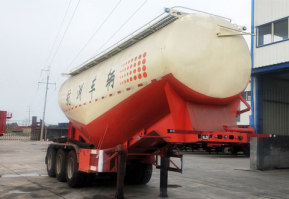 下灰半挂车
