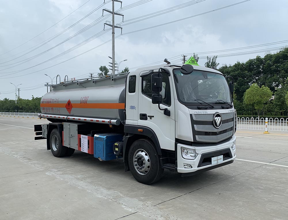 楚飞牌CLQ5180GYY6BJ运油车