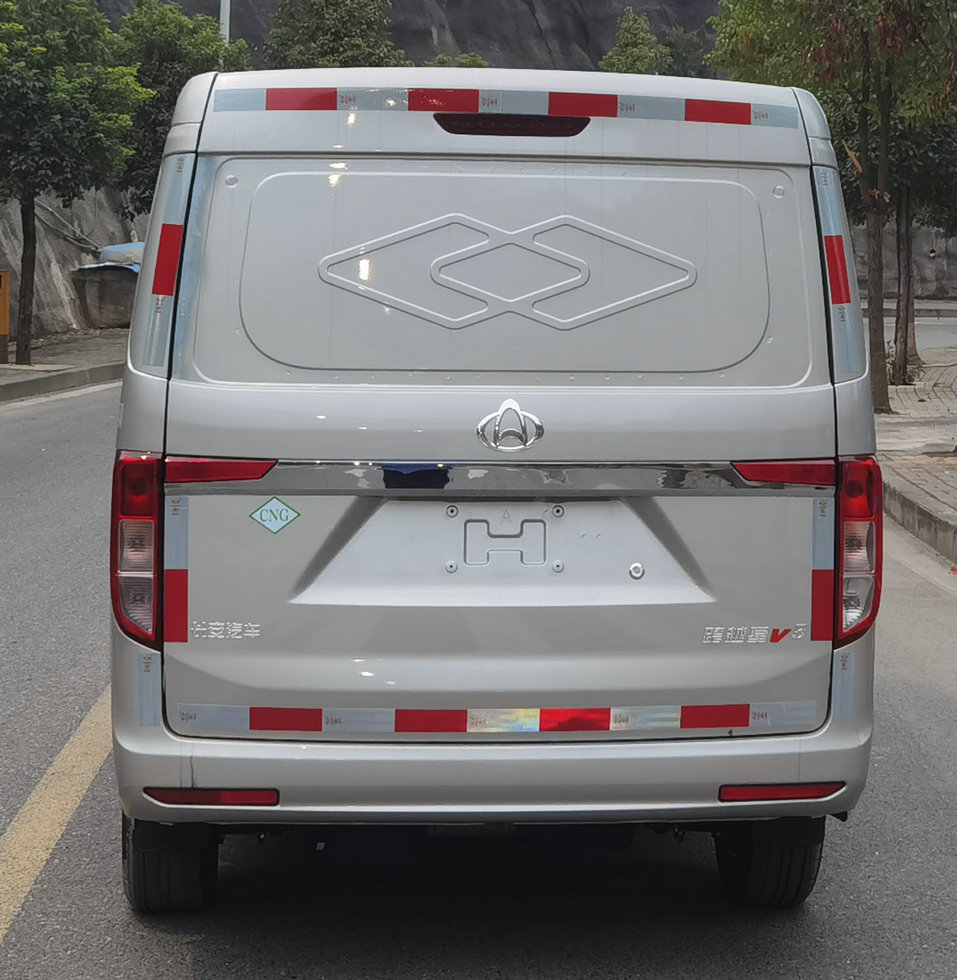 長安牌SC5021XXYVQ6B4NG廂式運(yùn)輸車公告圖片