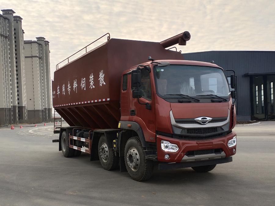 华通牌HCQ5250ZSLBJ6散装饲料运输车