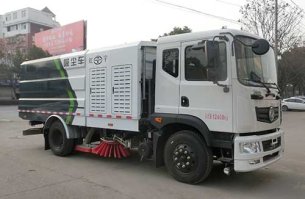 吸尘车