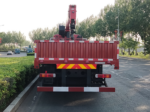 昱明威牌YMW5251JSQJ6隨車起重運(yùn)輸車公告圖片