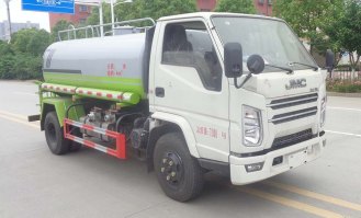 洒水车