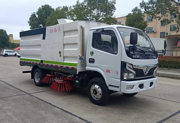 龙星汇牌HLV5070TSLEQ6扫路车