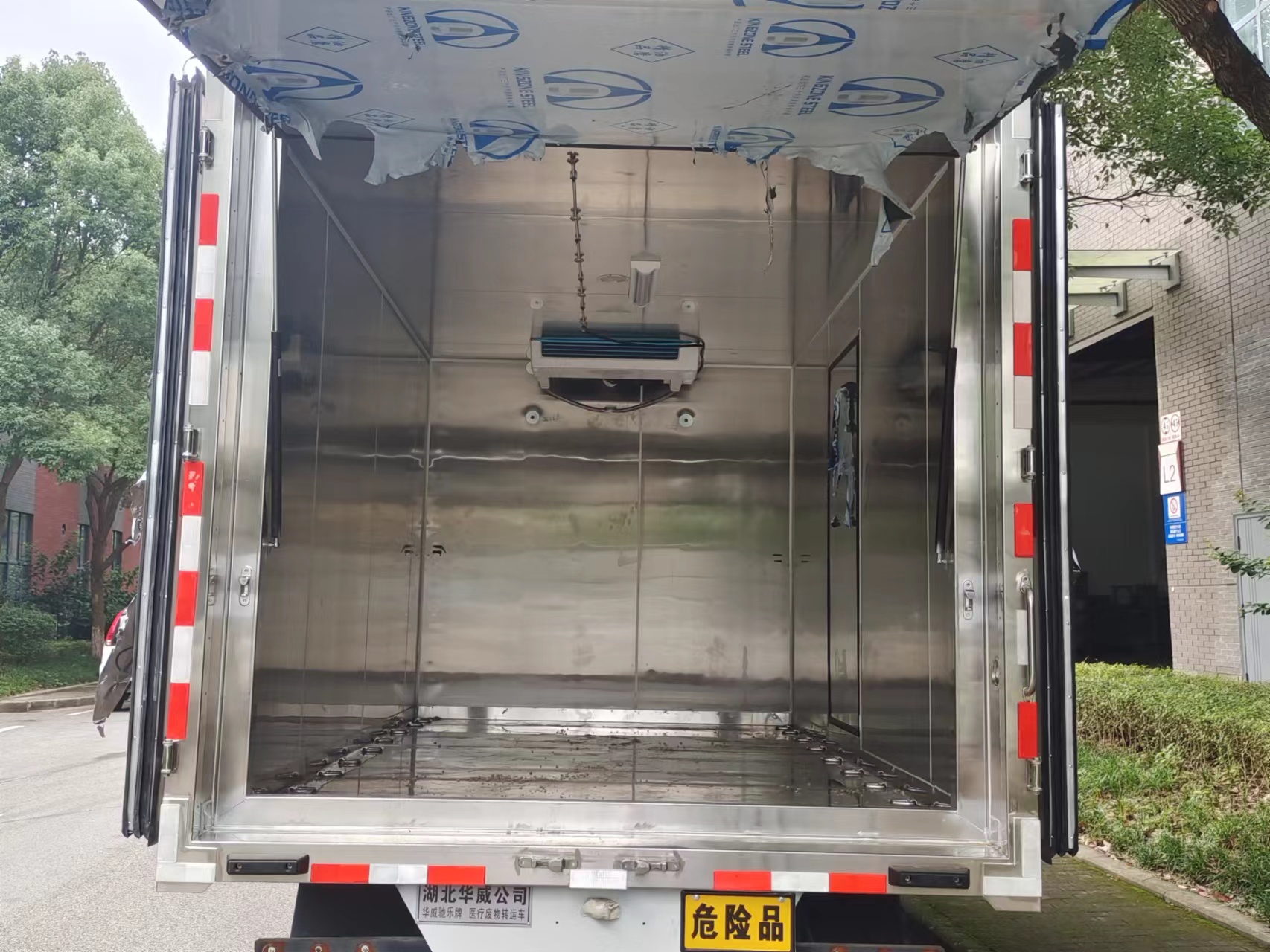 華威馳樂牌SGZ5040XYYZZ6醫(yī)療廢物轉(zhuǎn)運(yùn)車公告圖片