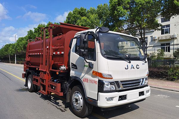 馨雅通牌ZXN5121TCAHF6餐厨垃圾车