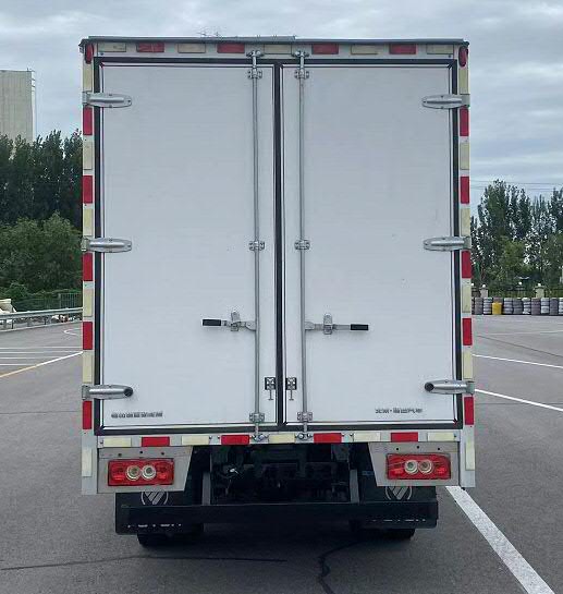 福田牌BJ5044XXYEV1純電動(dòng)廂式運(yùn)輸車(chē)公告圖片