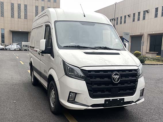 福田牌BJ5048XXY-X1厢式运输车图片