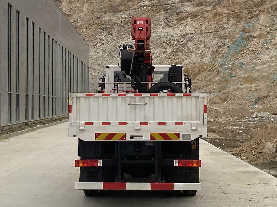 專致牌YZZ5200TYG壓裂管匯車公告圖片