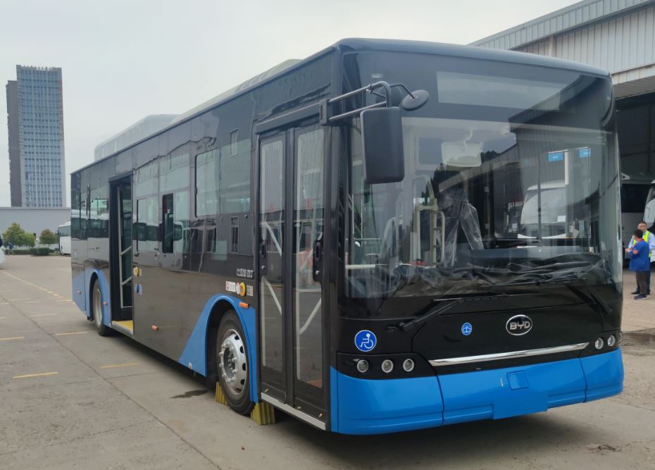 比亚迪牌BYD6103B2EV1纯电动低入口城市客车公告图片