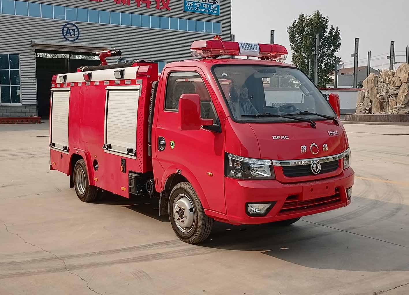 济淼牌JMF5040GXFSG10/E6水罐消防车