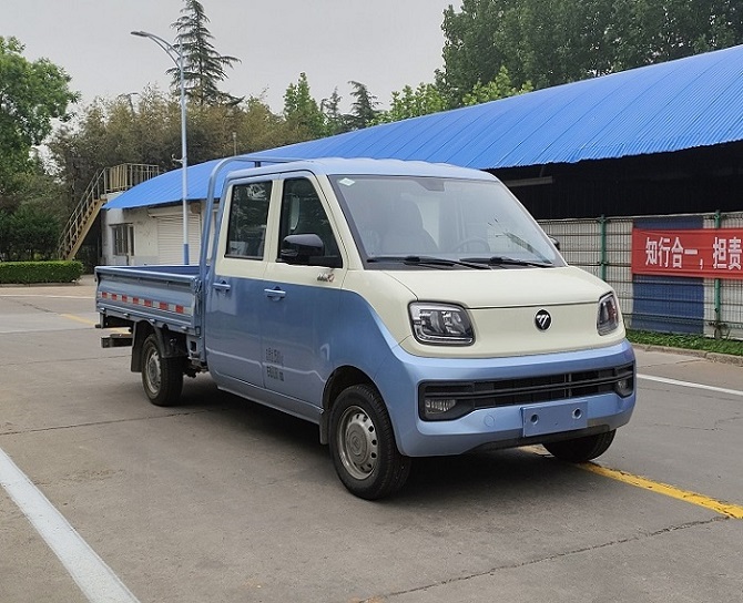 福田牌 106马力 载货汽车(BJ1030V4AC6-71)