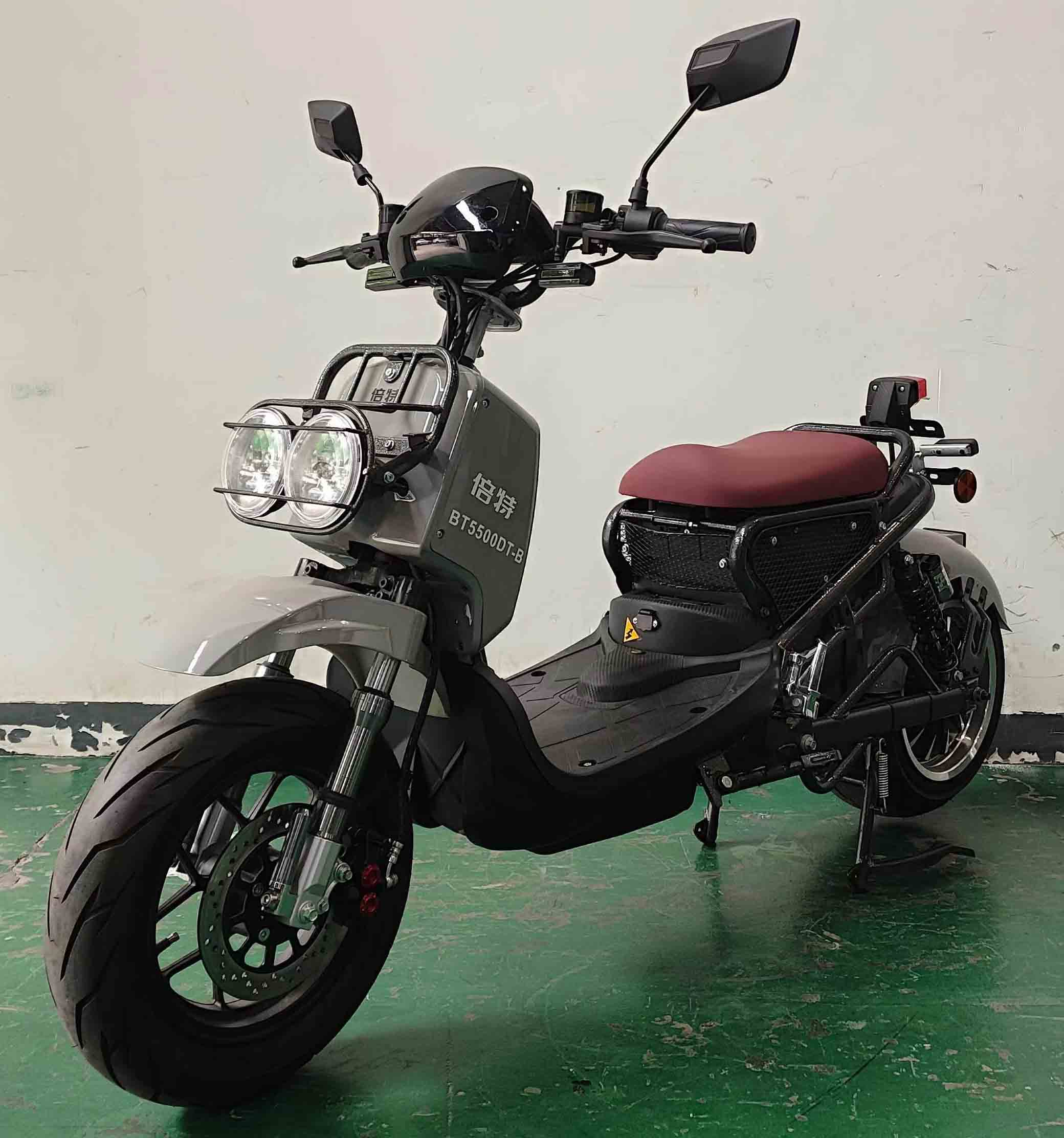 倍特牌BT5500DT-B电动两轮摩托车公告图片