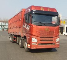 解放牌CA5310CCQP25K15L7T4E6A80畜禽运输车