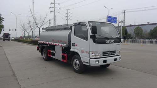 华通牌HCQ5072TGY6EQ供液车