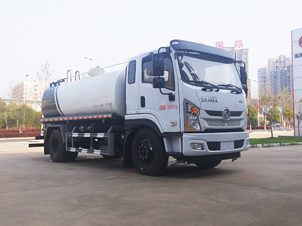 程力威牌CLW5161GSSD6洒水车