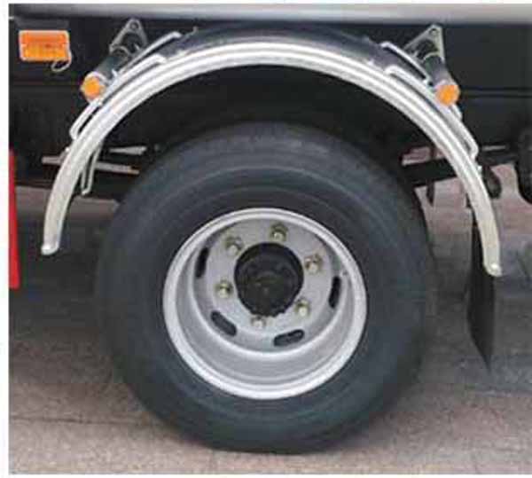 楚勝牌CSC5125GRY6易燃液體罐式運輸車公告圖片