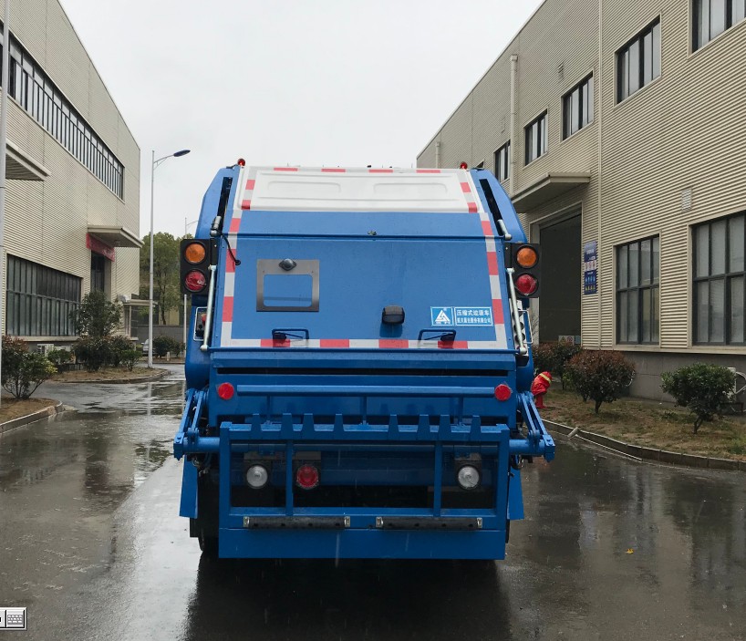 三力牌CGJ5103ZYSZKBEV純電動壓縮式垃圾車公告圖片