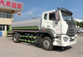 多功能抑尘车