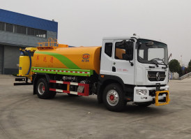 清洗车