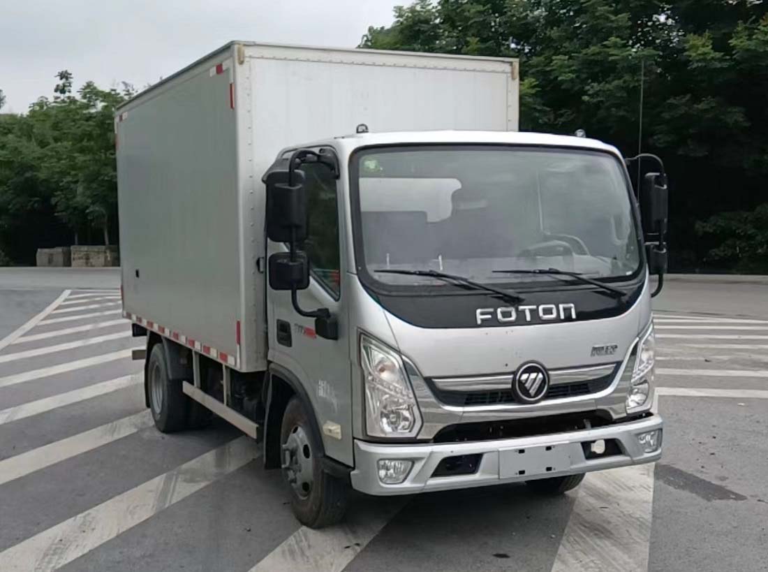 福田牌BJ5048XXY8JBA-AB1厢式运输车