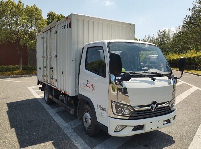 福田牌BJ5044XXY8JA5-AA2厢式运输车