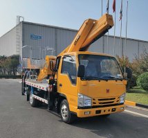 高空作业车