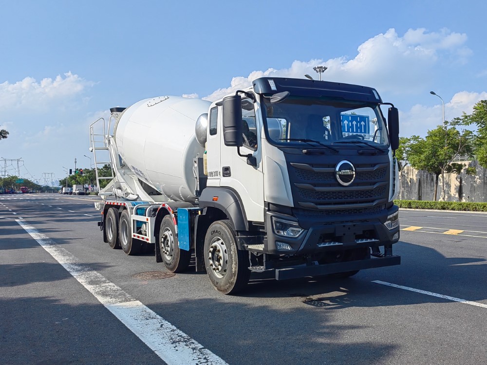 北京牌BJ5311GJBD6DP-03混凝土搅拌运输车