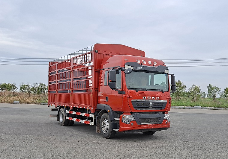 豪沃牌ZZ5187CCYN501GF1仓栅式运输车