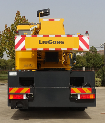 柳工牌CLG5160JQZ12汽车起重机公告图片
