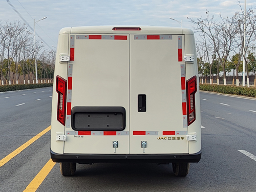 江淮牌HFC5030XXYEV8W純電動(dòng)廂式運(yùn)輸車公告圖片