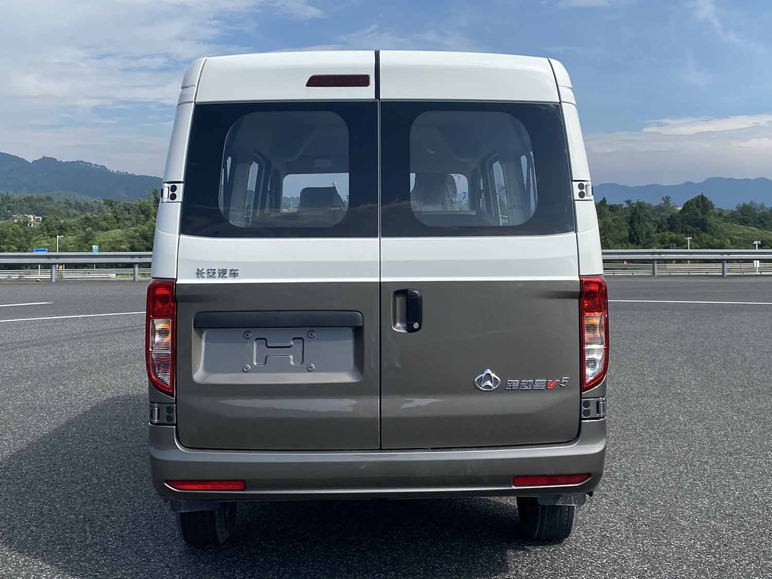 长安牌SC6450V5Q6B1多用途乘用车公告图片