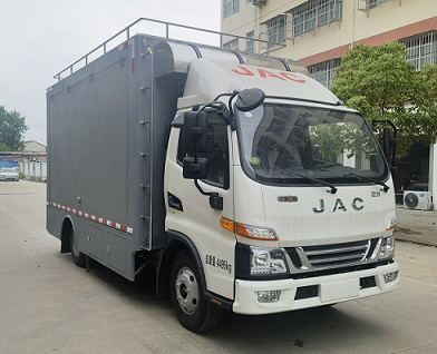 程力威牌CLW5040XCCASL餐车