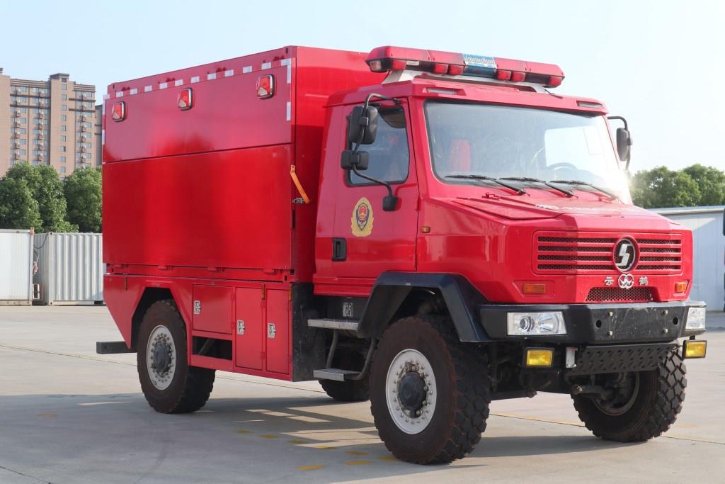 WHG5100TXFQC100/S6A型器材消防车图片