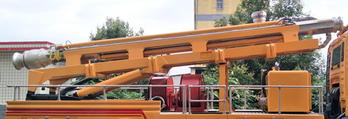 龍吸水牌FLG5170TGP57Z垂直供排水搶險(xiǎn)車(chē)公告圖片