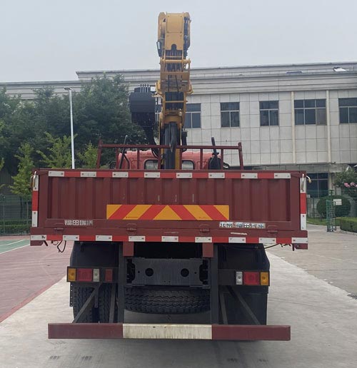 随车起重运输车图片