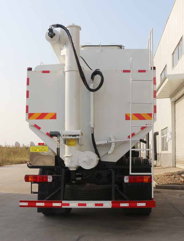 龍牧雙星牌LMX5253ZSLCA6散裝飼料運(yùn)輸車公告圖片