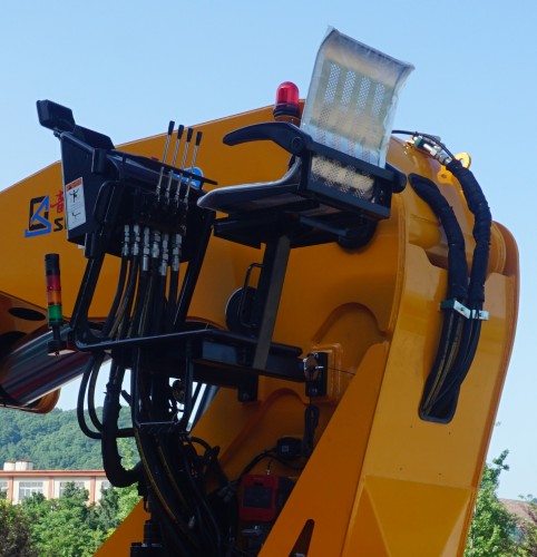 韶起牌SGQ5440JQZZG6汽車起重機(jī)公告圖片