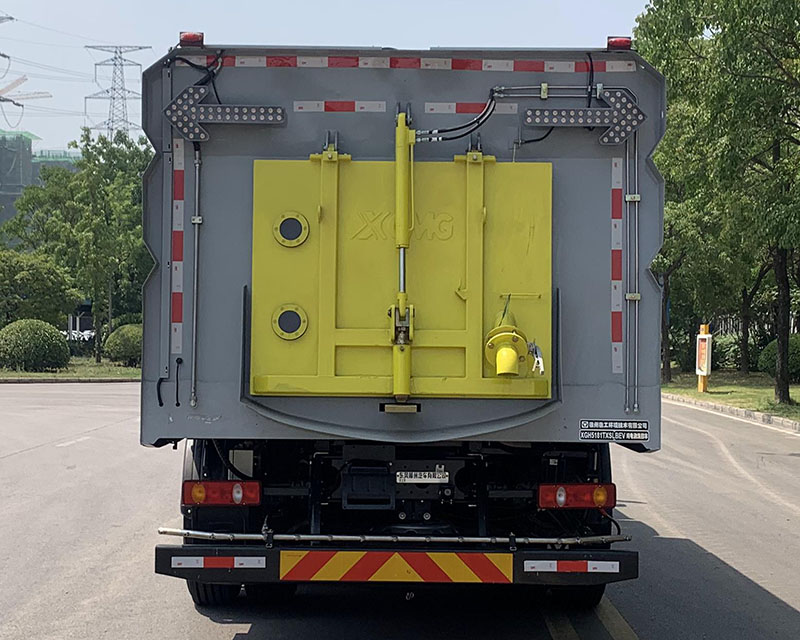 徐工牌XGH5181TXSLBEV純電動洗掃車公告圖片