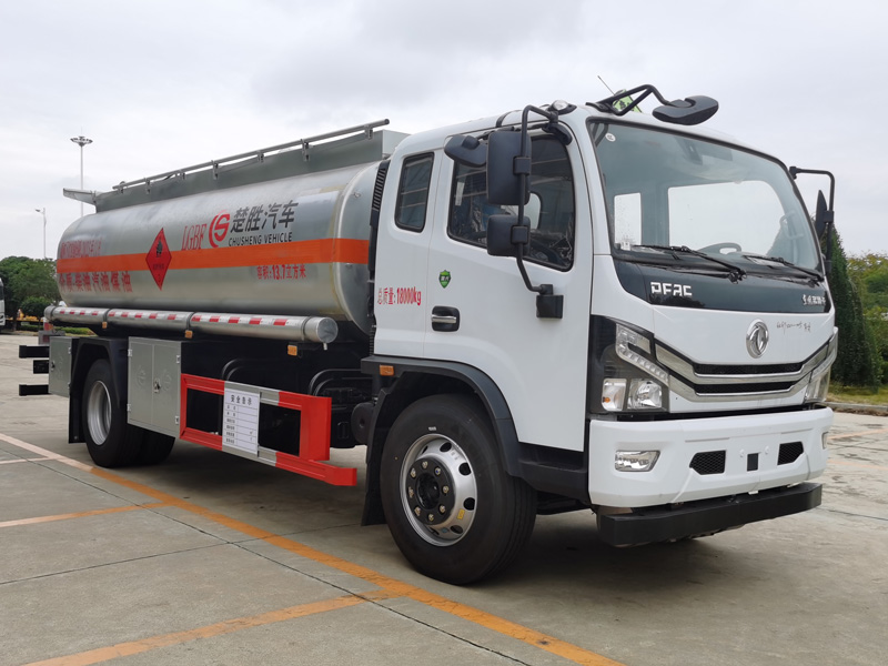 楚胜牌CSC5180GJY6A加油车