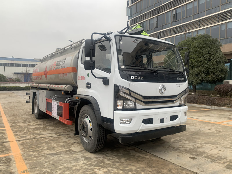 楚胜牌CSC5180GYY6A运油车