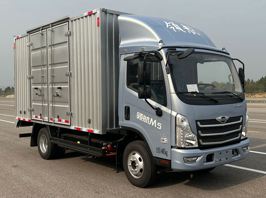 福田牌BJ5046XXYEV2纯电动厢式运输车