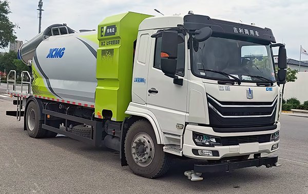 徐工牌XGH5182TDYYBEV純電動多功能抑塵車公告圖片