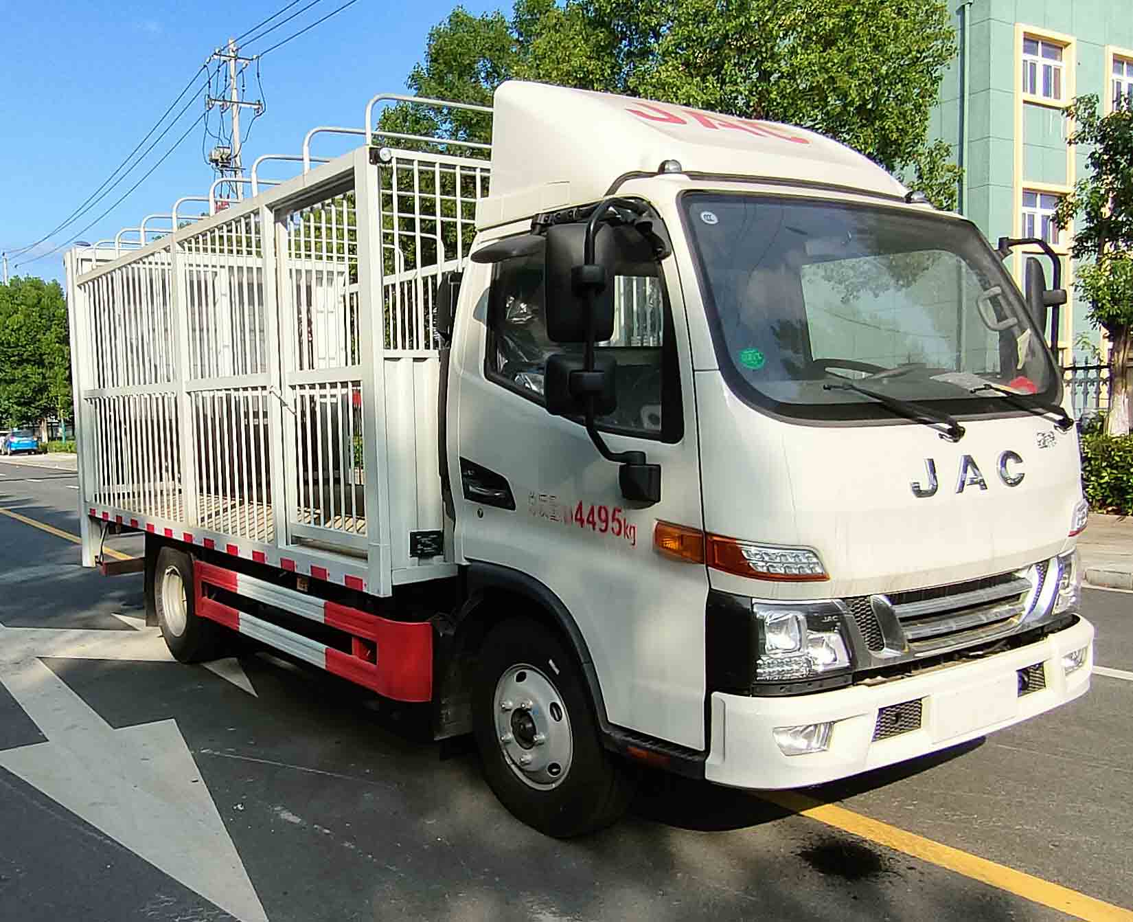 权骏牌JJJ5045CCQH6畜禽运输车