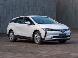 别克牌SGM7008LMBEV型纯电动轿车