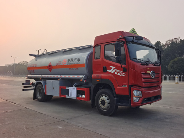 楚胜牌CSC5180GJYCA6加油车